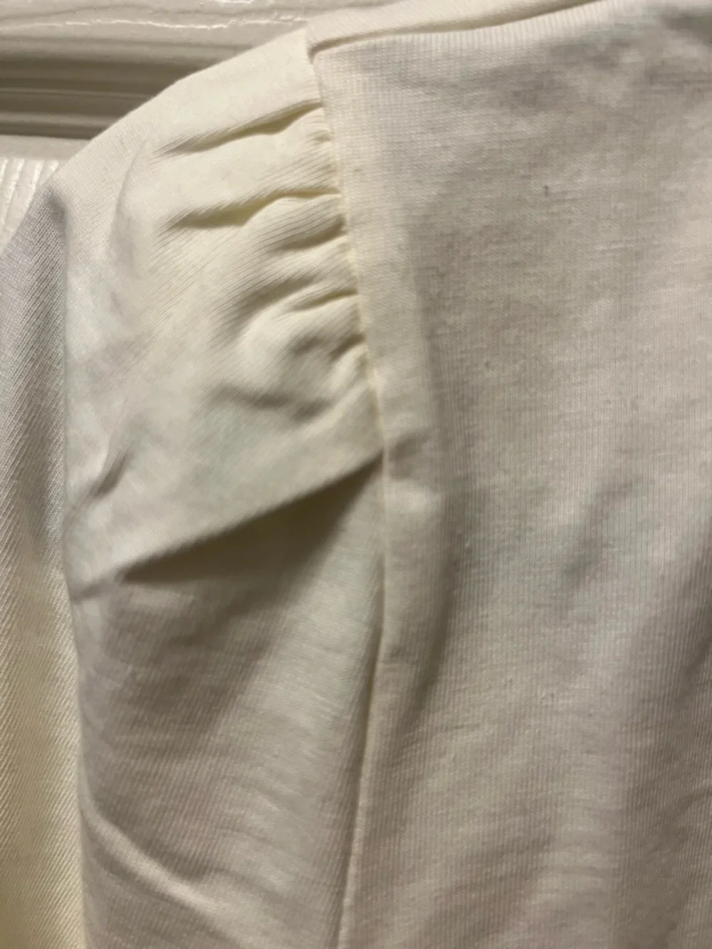 J. Crew Women’s Cream Long-Sleeve‎ Henley with Red Plaid Ruffle Trim Size Sm NWT